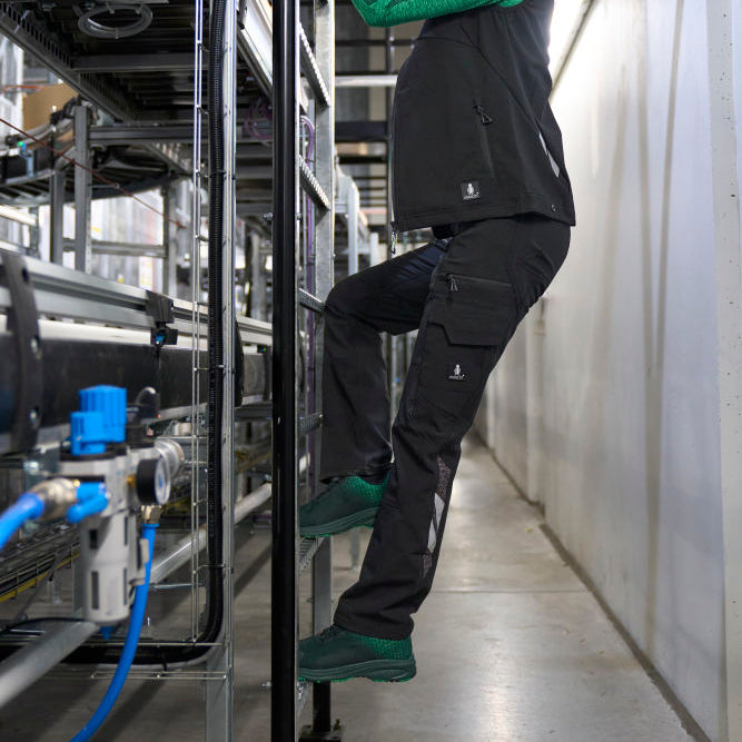 18078-511 Trousers with Kneepad Pockets
