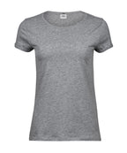 Women’s roll-up tee