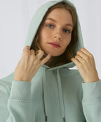 B&C Queen hooded