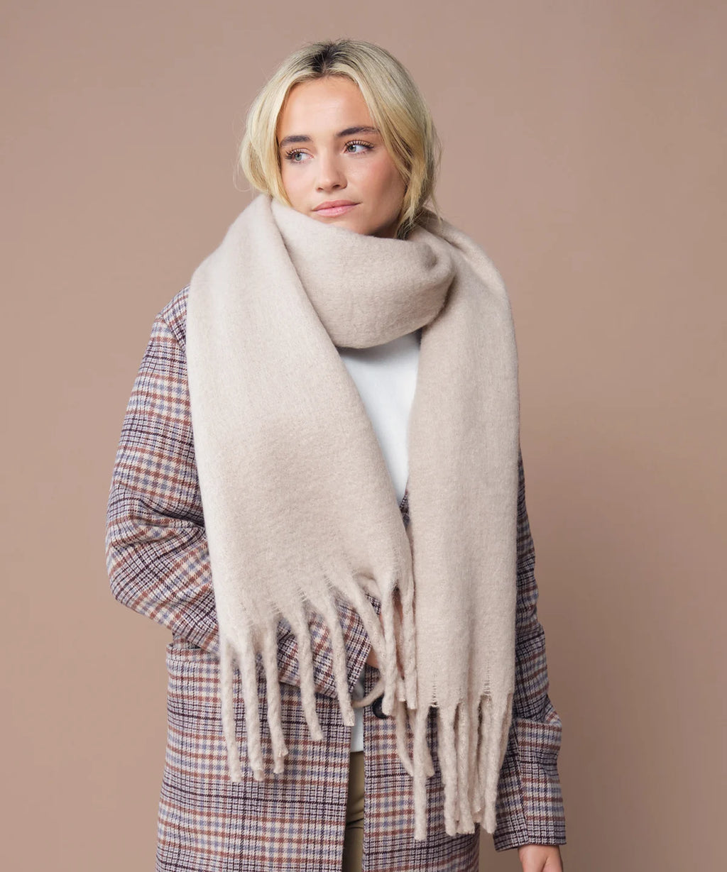 Fluffy scarf