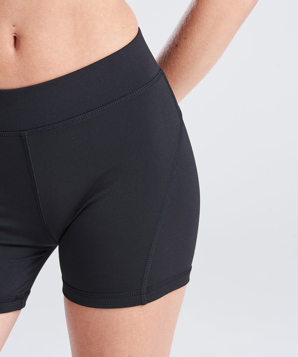 Women's cool training shorts