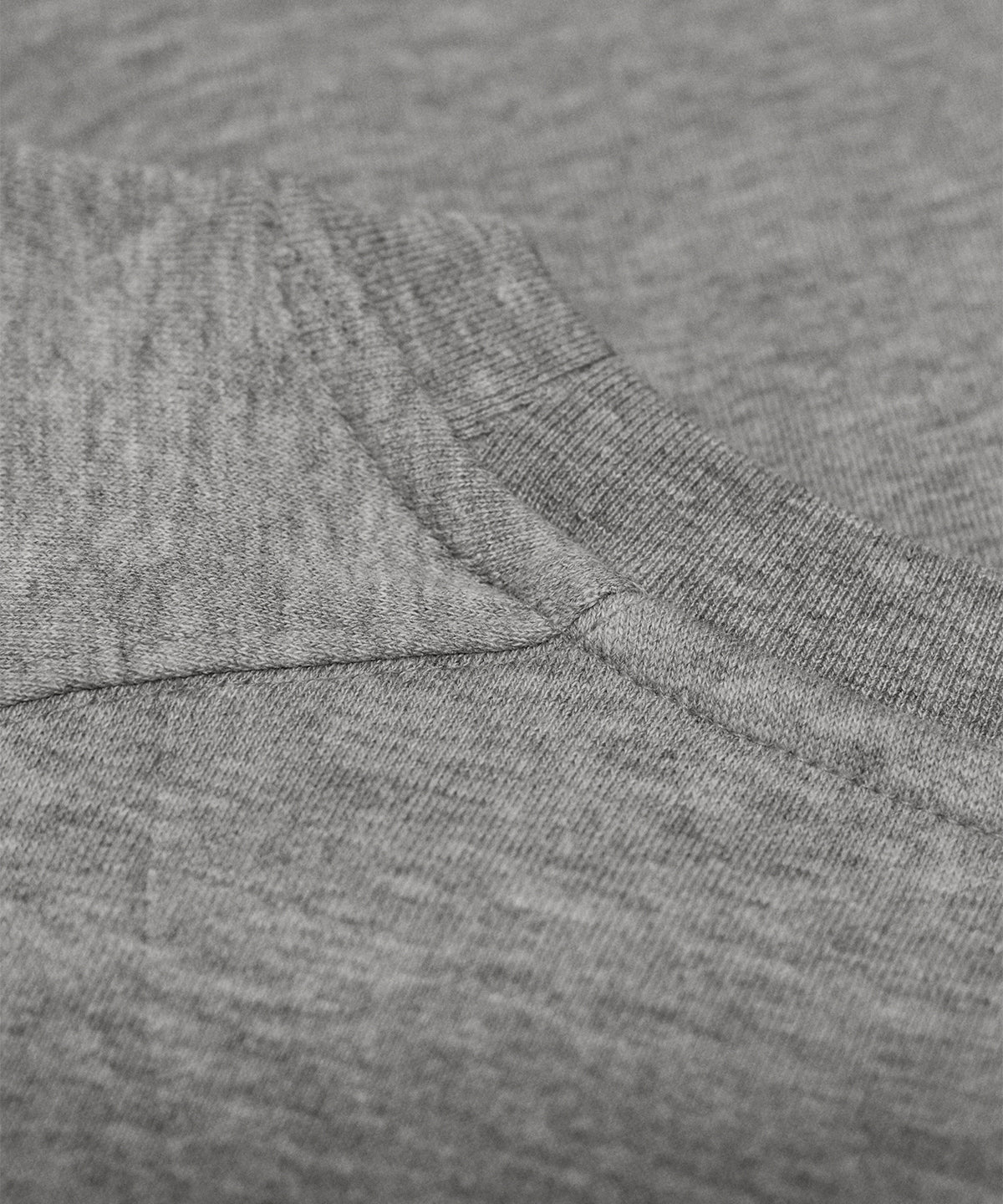 Women’s Georgetown – timeless luxury crew neck