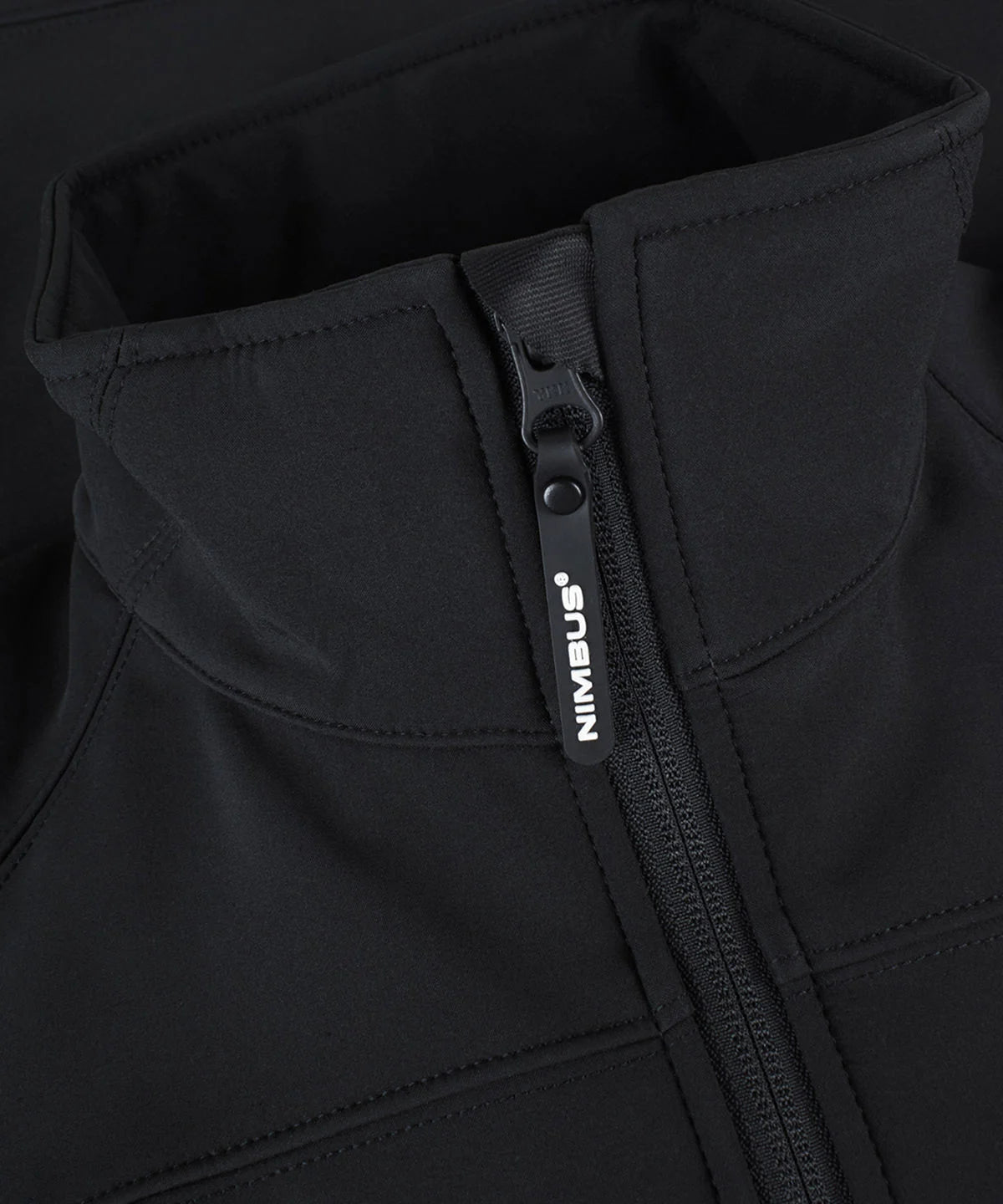 Women’s Duxbury – fashionable performance softshell jacket