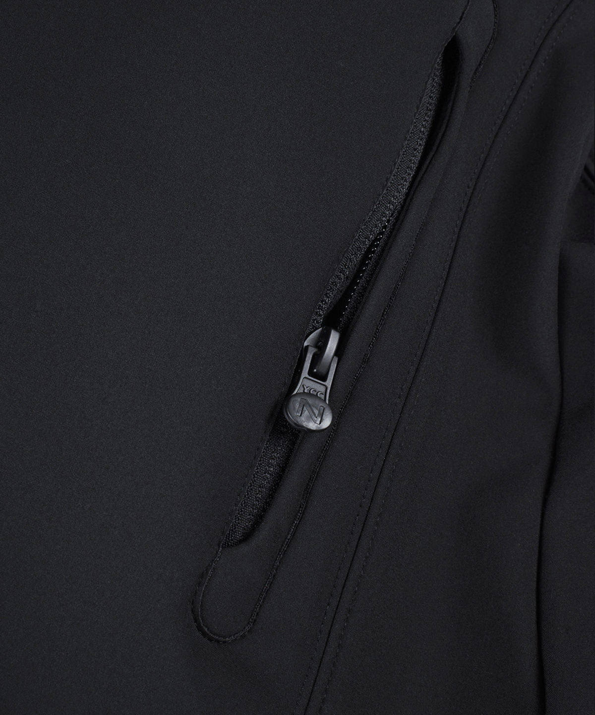 Women’s Duxbury – fashionable performance softshell jacket