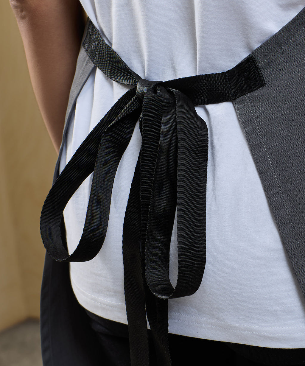 ‘Utility 2.0’ ripstop apron