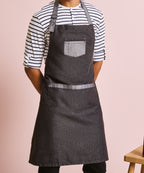 Domain contrast denim bib apron