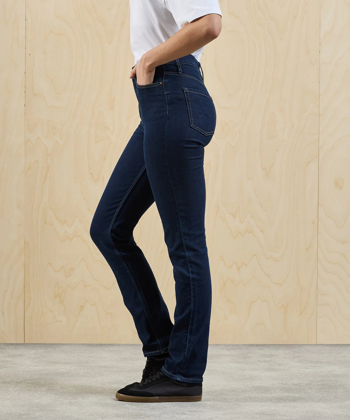 Women’s Workready Straight-Leg Jeans