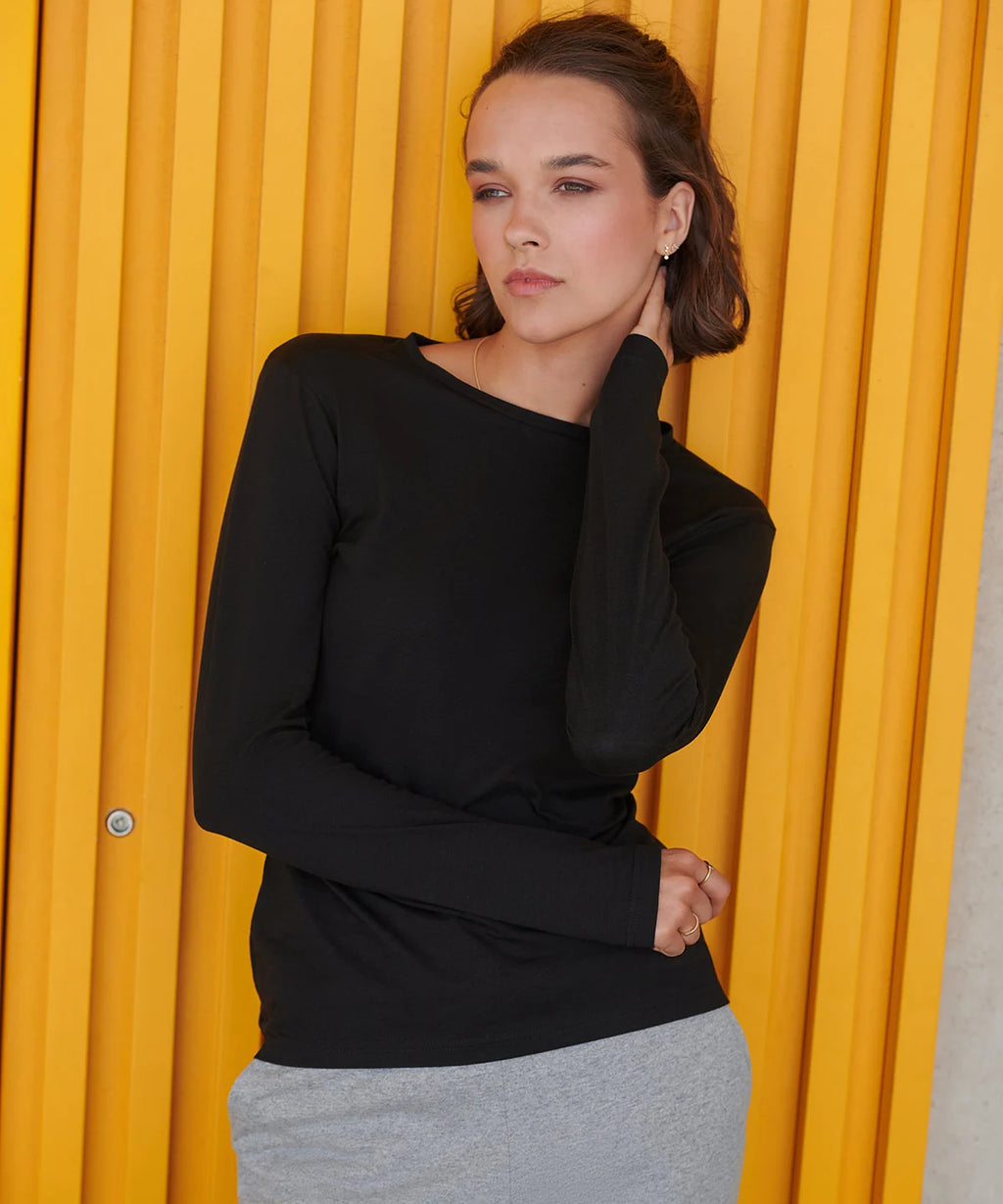 Women's feel good long sleeved stretch t-shirt