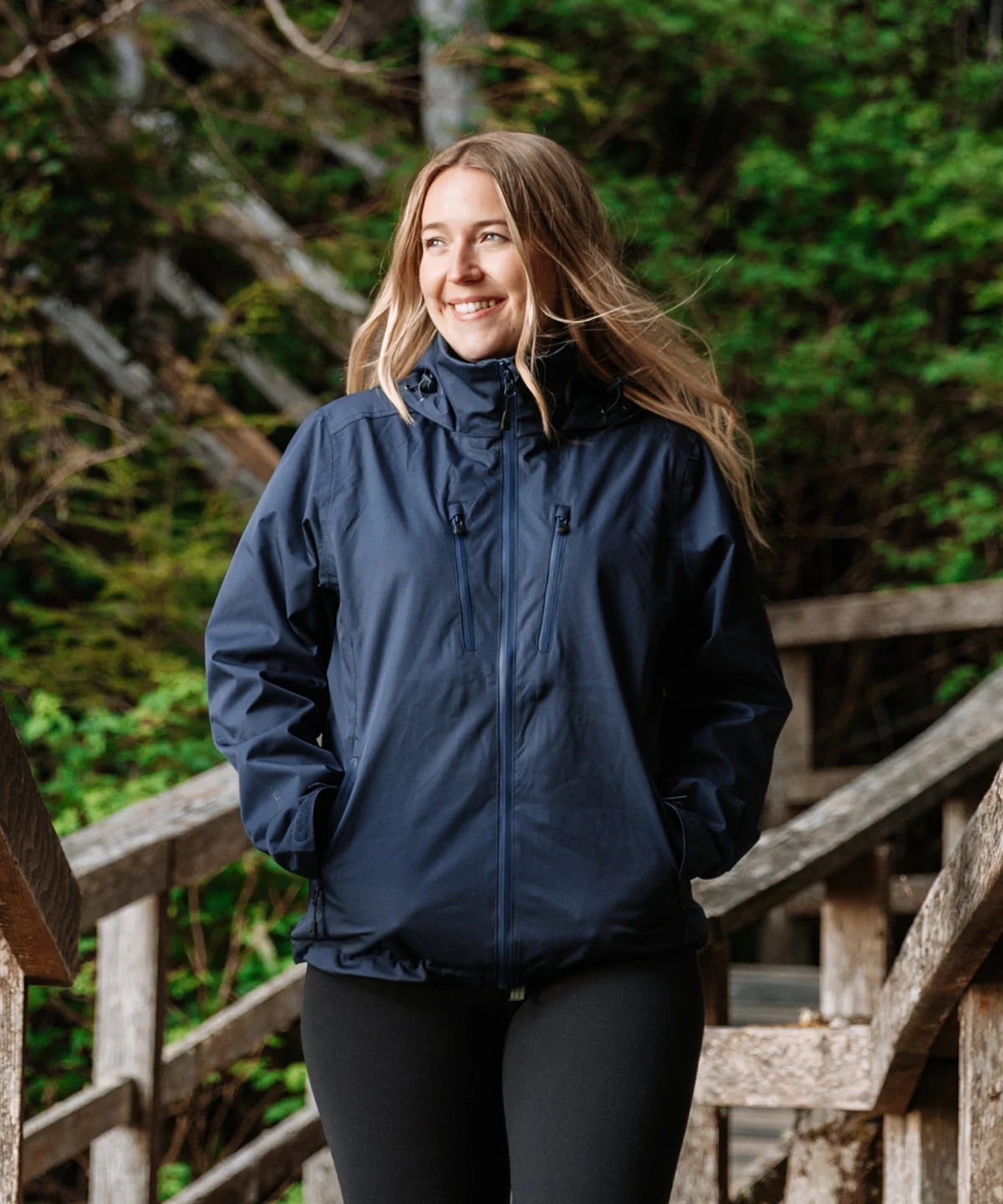 Women’s Scirocco lightweight shell