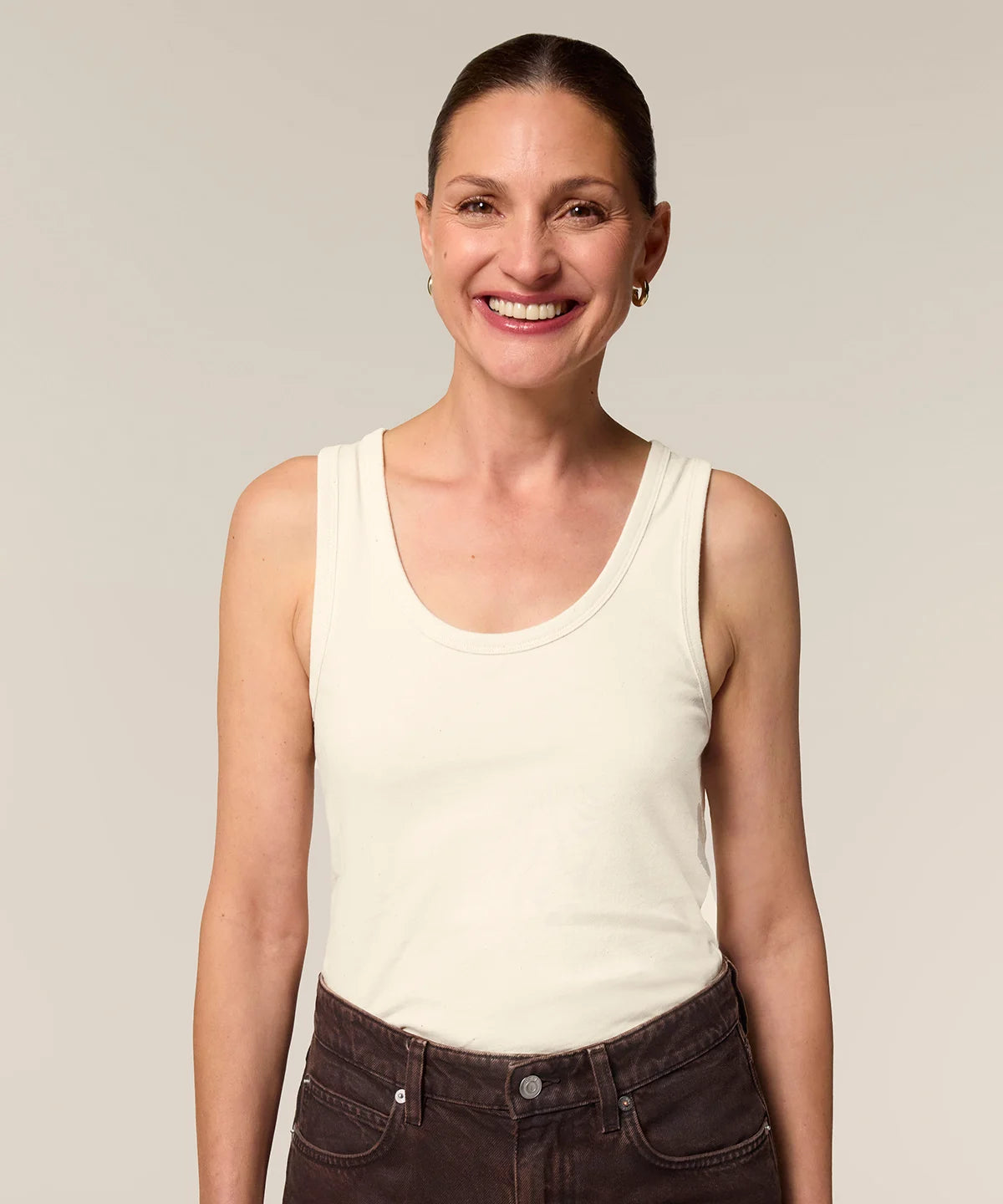 Stella Ava