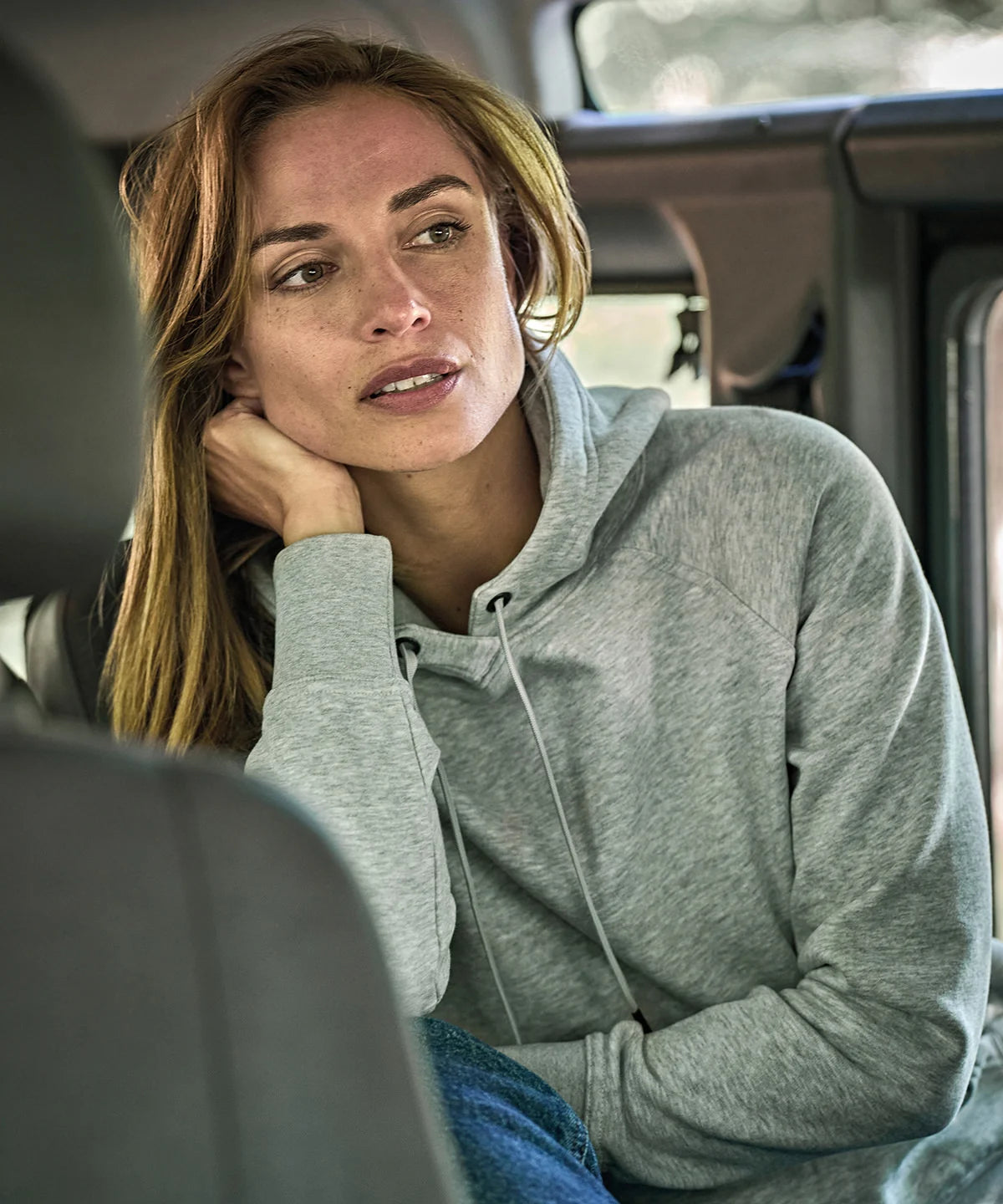 Women’s hooded sweatshirt