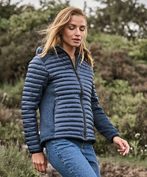 Women’s hooded outdoor crossover