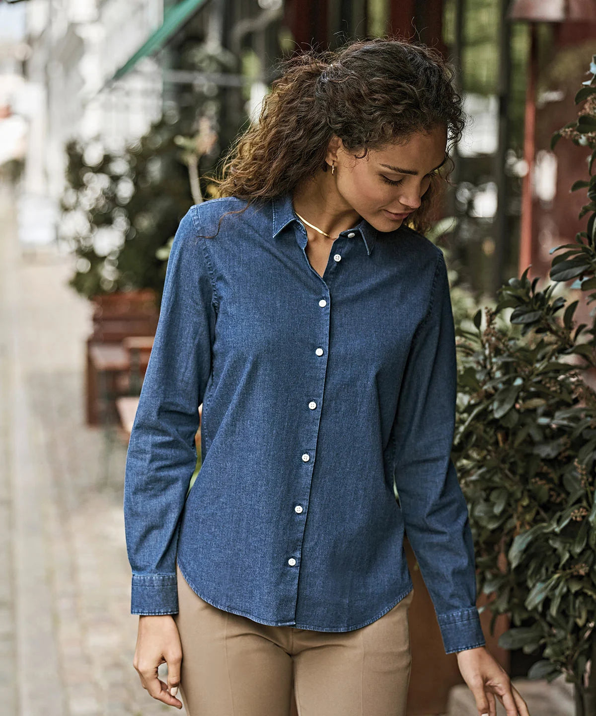 Women’s Denim Shirt